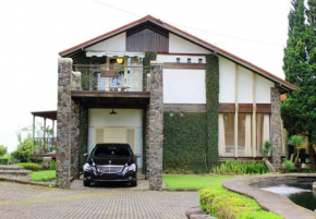 De Villa 1 Istana Bunga
